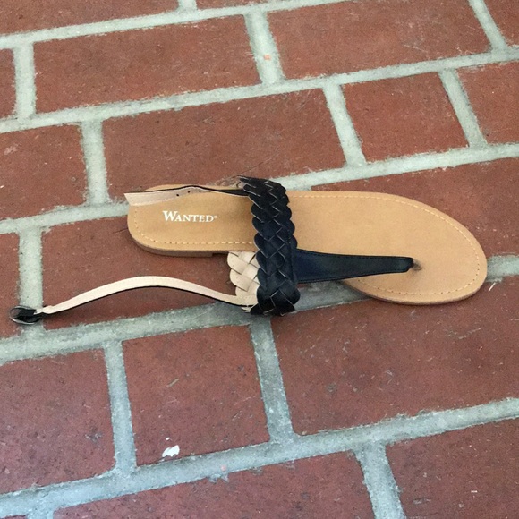 Sandals - Picture 2 of 3